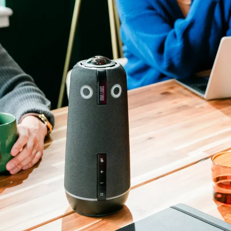 Sistema de videoconferencia grupal Owl Labs Meeting Owl 4+ 360 grados 4K Ultra HD