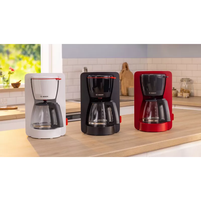 Cafetera de filtro Bosch TKA3M134 — depósito de agua de 1,4 l, capacidad para 15 tazas, roja