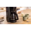 Cafetera de filtro Bosch TKA3M133, depósito de agua de 1,4 l, capacidad para 15 tazas, negra