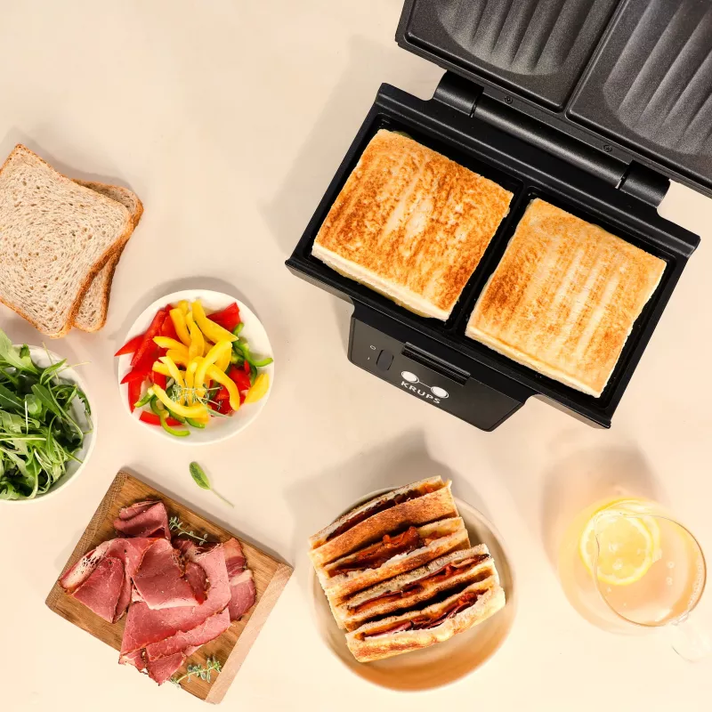 Sandwichera Krups FDK Iconic FDK462 850 W negra