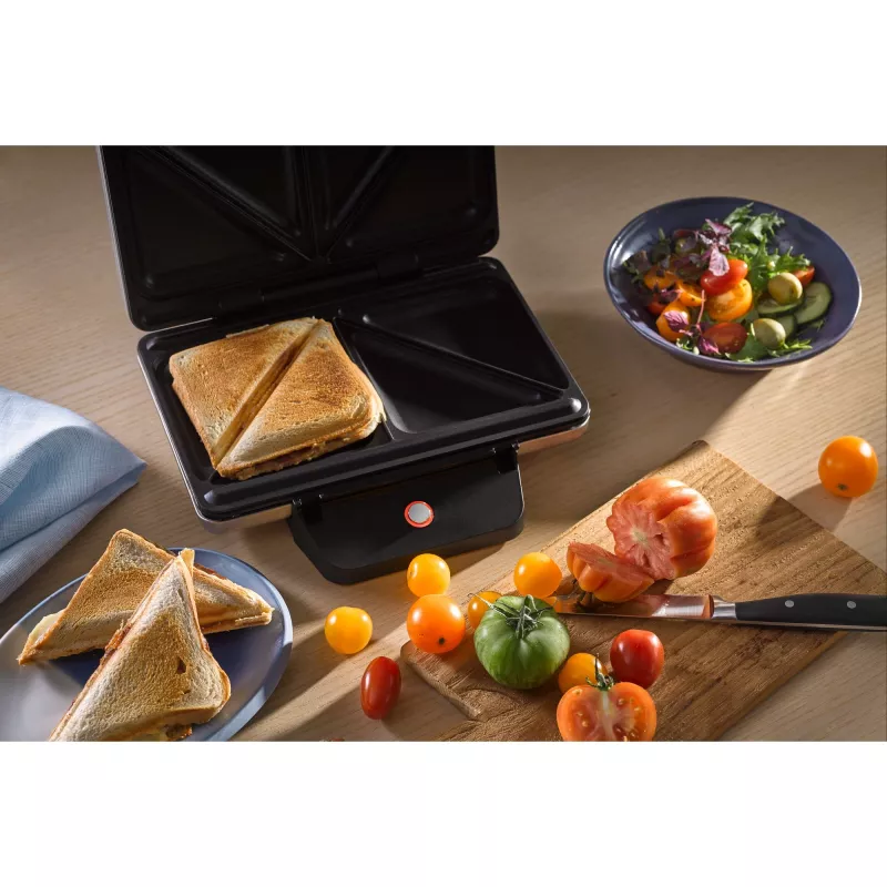 Sandwichera WMF 0415150011 800 W negra, plata