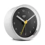 Despertador de cuarzo Braun BC12WB negro, blanco