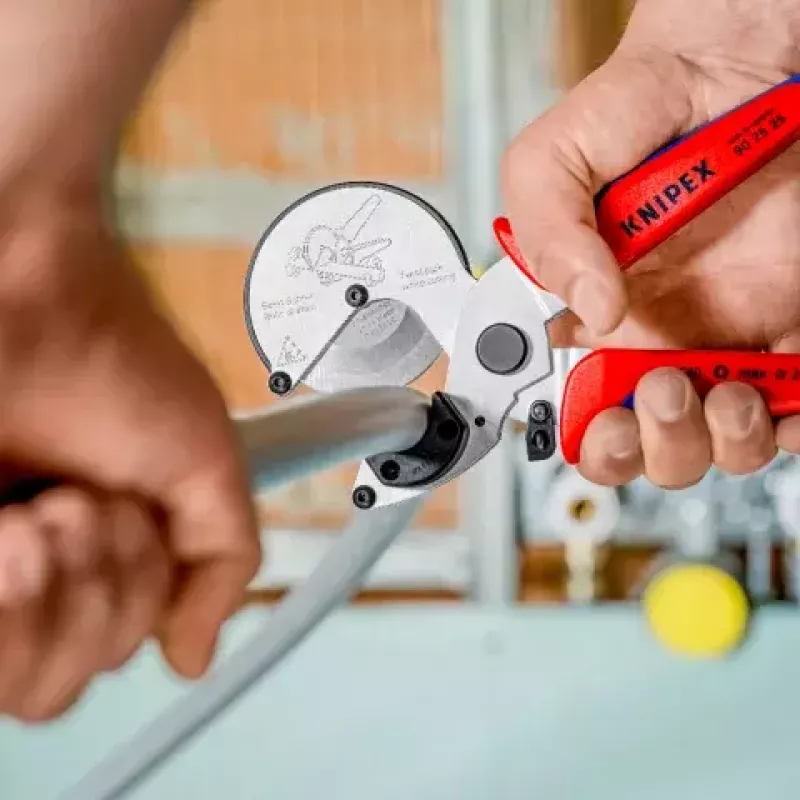 Knipex 90 25 25 cortatubos para tubos compuestos y de plástico