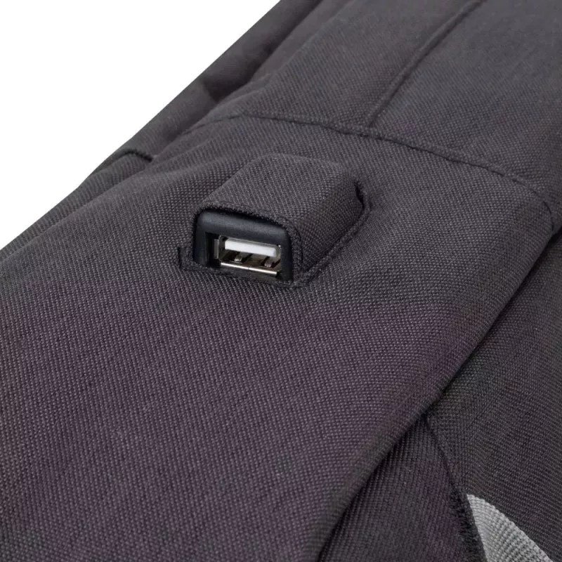 Mochila Rivacase 7562 39,6 cm (15,6 inch) negra gris