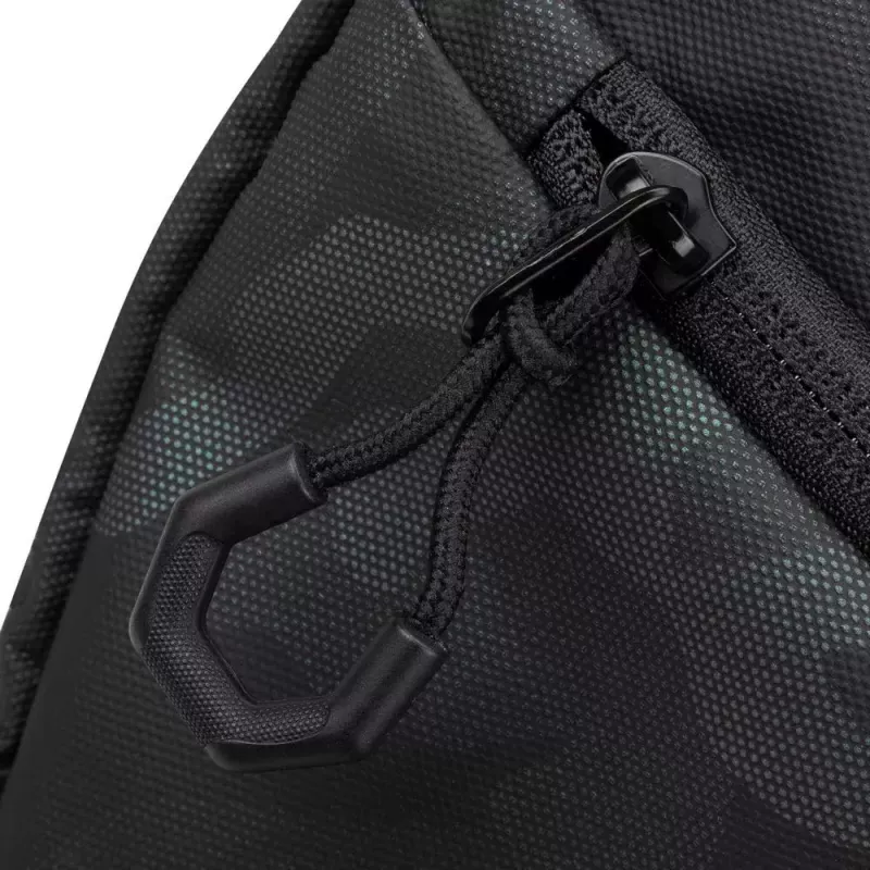 Bolsa de deporte Rivacase Sherwood 30L camuflaje