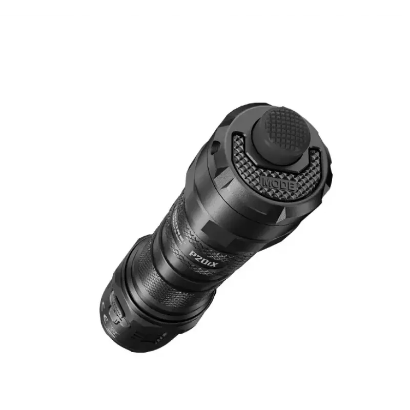 Linterna táctica Nitecore P20iX negra 4000 lm USB recargable