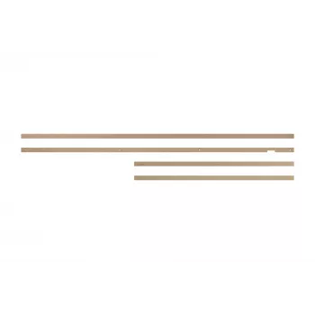Marco para TV Samsung VG-SCFA55TKBXC — plástico con acabado madera, piezas 35,6×1241,1×17,7 mm y 24,6×714,2×17,7 mm, peso 430 g