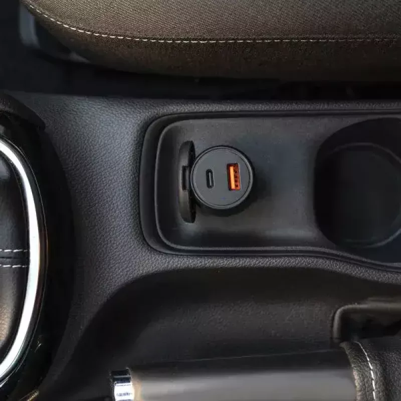 Cargador de coche 4smarts VoltRoad Ultimate para portátiles, smartphones y tablets con función de carga rápida