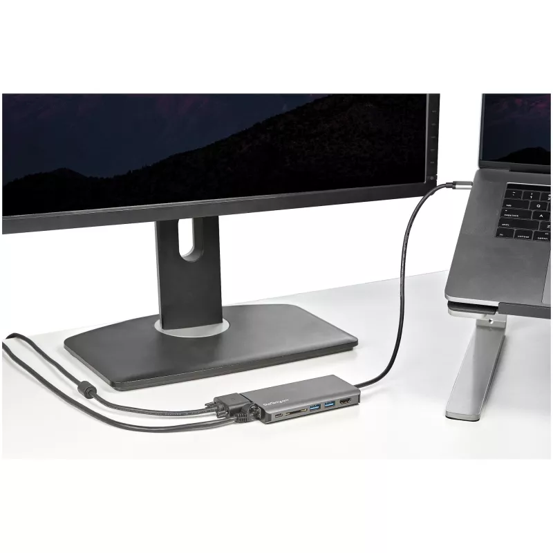 StarTech.com Adaptador multipuerto USB-C – Dock de viaje mini USB-C con HDMI 4K o VGA 1080p – Hub 3x USB 3.0, SD, GbE, audio, PD 100W Pass-Through – Estación de acoplamiento portátil para portátil/tablet
