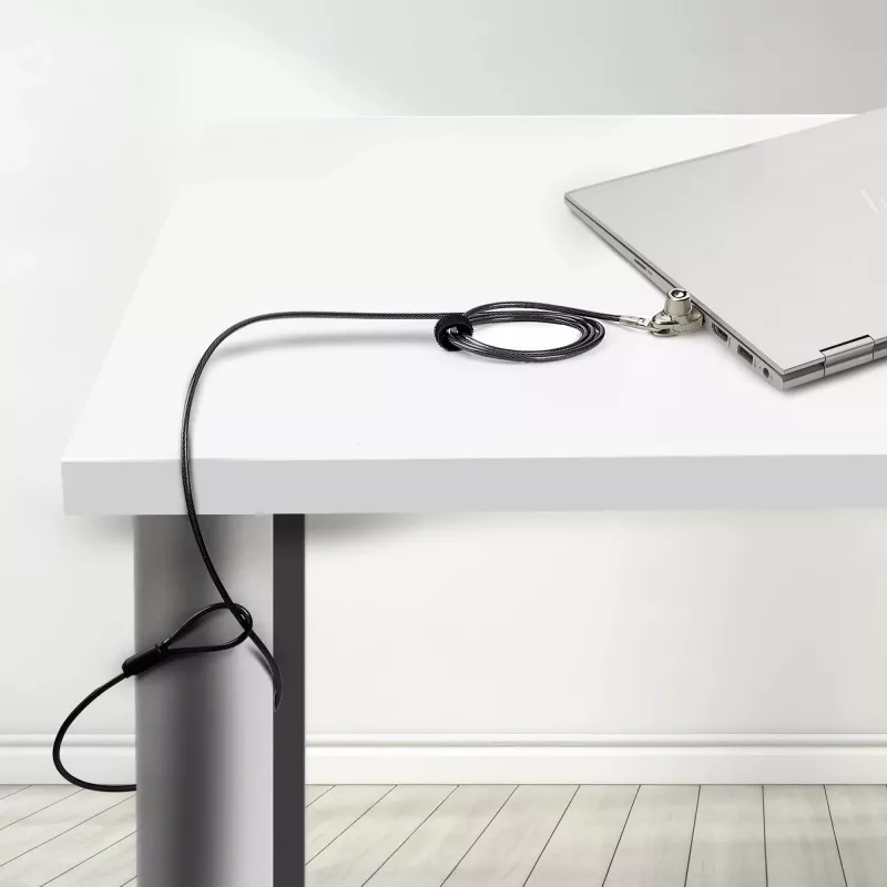 Candado delgado StarTech.com compatible con ranura Noble Wedge®, cable de seguridad de 1,5 m, protección antirrobo de escritorio para portátil/notebook, cable de acero resistente a cortes, cerradura con llave