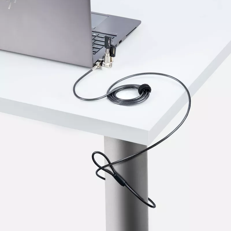 StarTech.com candado universal para portátil 2 m, cable de seguridad para portátiles compatible con Noble Wedge/Nano/K-Slot, cable de bloqueo con llave, antirrobo, cable de acero al carbono resistente a cortes