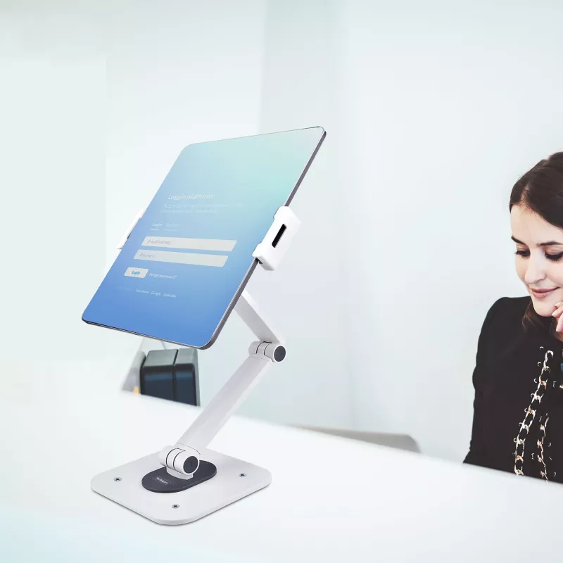 Soporte ajustable StarTech.com para tablet de escritorio – montaje en pared – capacidad 1 kg – soporte universal ergonómico articulado para tablet – soporte para tablet de escritorio giratorio/orientable/rotatorio