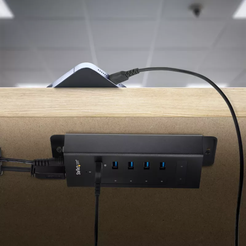 StarTech.com HB30C5A2CST hub USB 3.0 de 7 puertos, USB-C a 5x USB-A y 2x USB-C, puerto de carga rápida, industrial, metálico