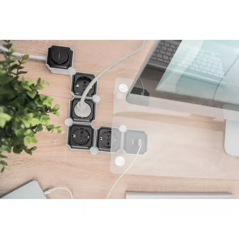 Regleta de enchufes Digitus flexible de 4 tomas con 2 puertos USB e interruptor