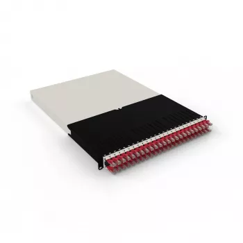 PATCHBOX .one / 30RU / UTP / rojo