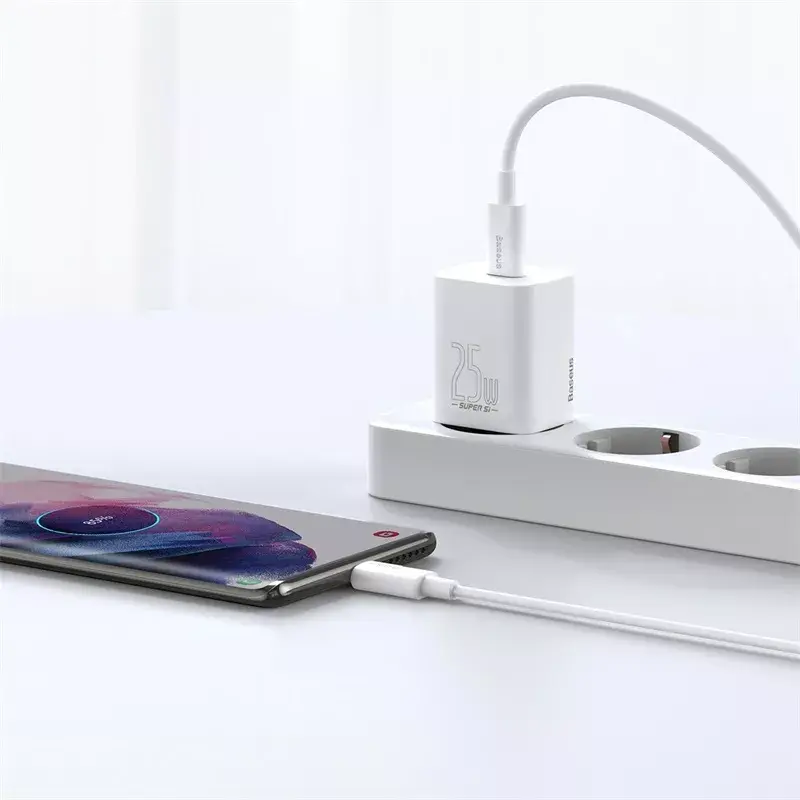 Cargador de interior Baseus Super Si blanco carga rápida 12V 1xUSB-C