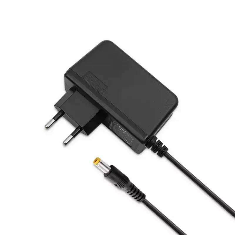 Fuente de alimentación Qoltec 51034 Interior 19W Negro 220-240V