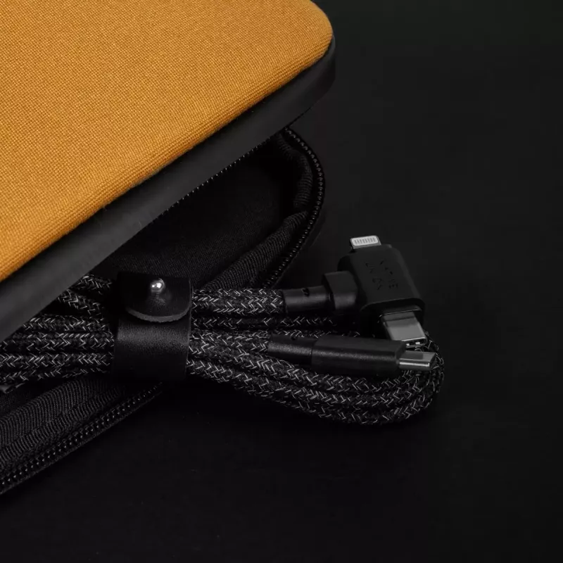 Cable USB-C Native Union Belt Cable Duo 1,5 m USB‑C a USB‑C/Lightning Negro
