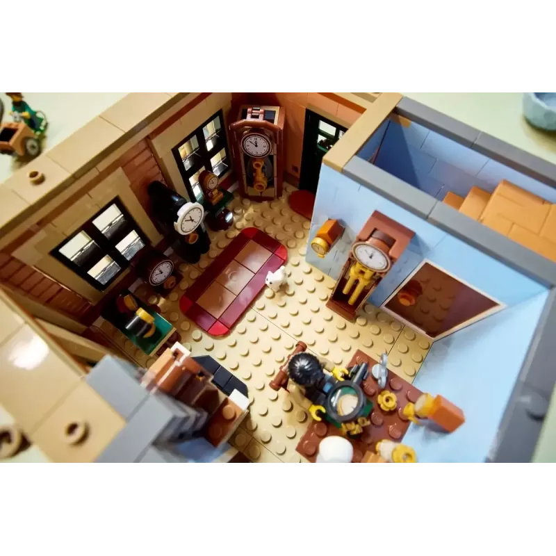 Set de construcción LEGO Icons 10350 Casa Tudor Corner — 3.266 piezas, 8 minifiguras, edad 18+, 260×250×310 mm