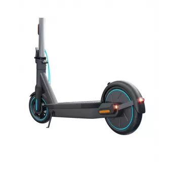 Patinete eléctrico Motus Scooty 10 GEN5 — motor de 350 W, batería de 36 V/15 Ah, ruedas de 10