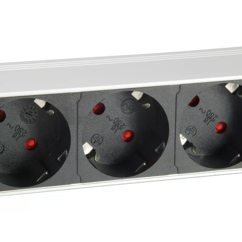 Equip 333309 Regleta de alimentación 1,8 m 7 tomas AC interior negro, blanco