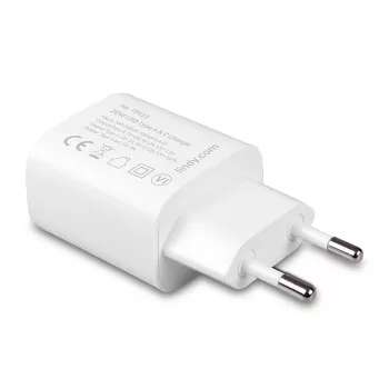 Cargador de interior Lindy 73413 — universal AC 100–240 V, salida 12 V 3 A, USB-A + USB-C, blanco