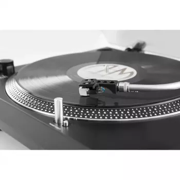 Tocadiscos de accionamiento directo TechniSat TechniPlayer LP 300