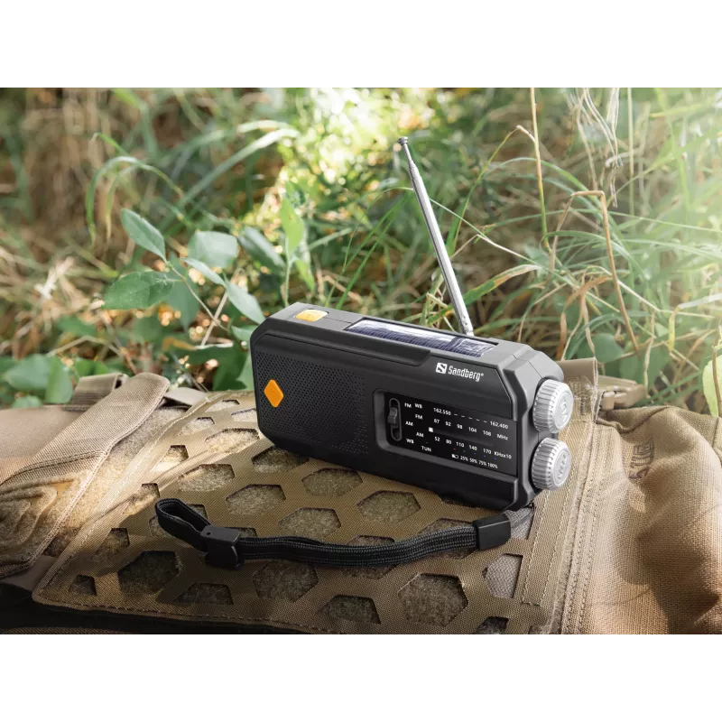 Sandberg Survivor Radio All-in-1 2000, portátil, AM, FM, 87–180 MHz, 520–1710 kHz, 3 W, analógica