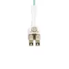StarTech.com cable de fibra óptica multimodo OM4 LC a LC (UPC) de 10m (32.8ft) con lengüetas push-pull, 50/125µm, 100G, resistente a curvaturas, baja atenuación de inserción – cable jumper de fibra LSZH