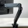 Soporte de mesa para monitor con pistón de gas Arctic X1-3D — para pantallas de hasta 43 pulgadas / 10 kg, VESA 75x75–100x100, negro