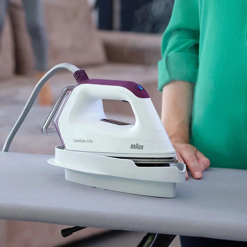 Braun IS3155VI 2400 W 2 L suela EloxalPlus violeta, blanco