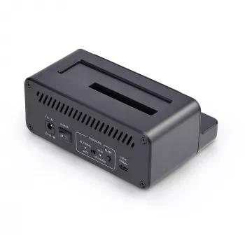 StarTech.com duplicador de unidades M.2 NVMe a SATA de 2,5/3,5