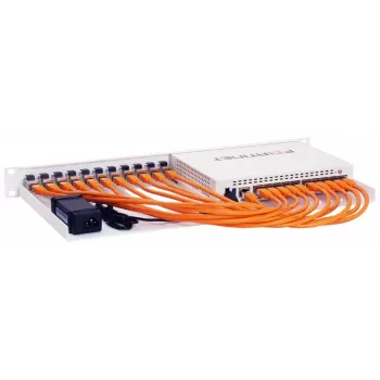 Kit de montaje en rack Rackmount.IT para FortiGate 60E / 61E apantallado / industrial
