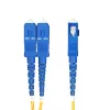 StarTech.com SMLCSC-OS2-10M 10m (32,8ft) cable de conexión de fibra óptica OS2 monomodo dúplex LC a SC (UPC), 9/125µm, optimizado para láser, 10G/100G, insensible a la curvatura, baja pérdida de inserción, LSZH