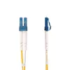 StarTech.com SMLCSC-OS2-2M 2m (6,6ft) cable de conexión de fibra óptica OS2 monomodo dúplex LC a SC (UPC), 9/125µm, optimizado para láser, 10G/100G, insensible a la curvatura, baja pérdida de inserción, LSZH, amarillo
