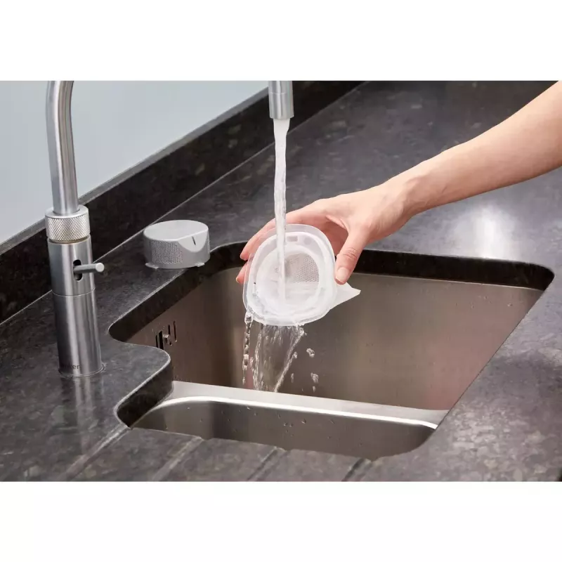 Black & Decker NVC115JL aspirador de mano inalámbrico, sin bolsa, 3,6 V, 0,325 L, 8 W, gris/blanco