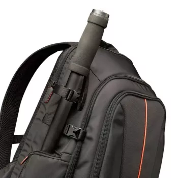 Case Logic DCB-309 Mochila bandolera negra