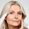 Aparato de cuidado de la piel HoMedics MD-1000-EU2 microdermoabrasión por vacío blanca