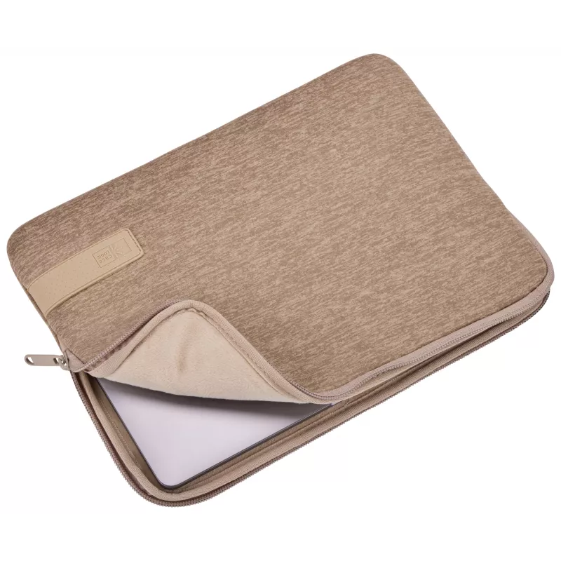 Funda tipo sleeve Case Logic Reflect REFMB113 - Boulder beige 33 cm (13