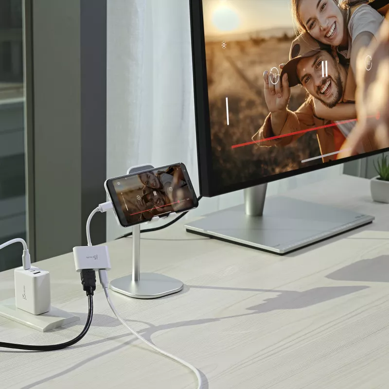 j5create JCA152 Adaptador USB-C® a HDMI™ 4K con Power Delivery, negro