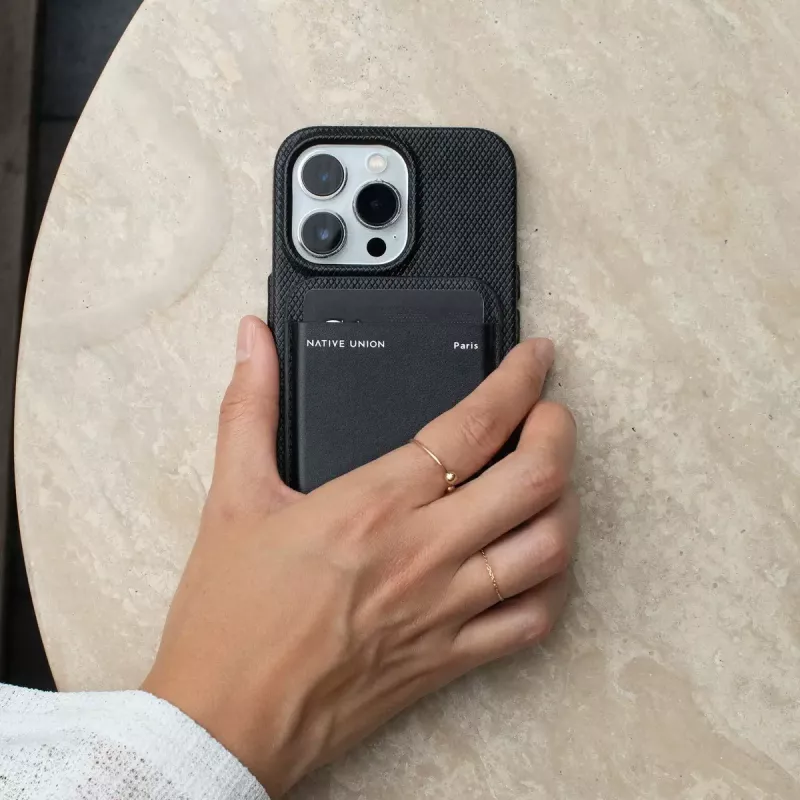 Funda cartera native union (Re)Classic negra para Apple iPhone 15/15 Pro/15 Plus/15 Pro Max, iPhone 14/14 Pro/14 Plus/14 Pro Max y serie iPhone 13