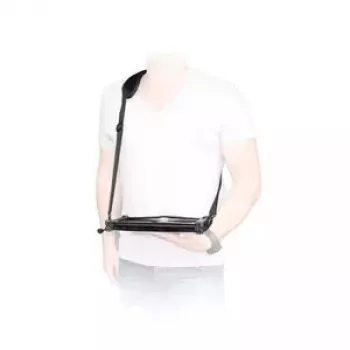 Correa de hombro Mobilis ERGONOMIC SHOULDER STRAP para portátil negra con mosquetón