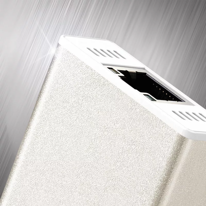 Adaptador múltiple j5create JCH471 USB-C™ Gigabit Ethernet y hub, Metallic Champagne