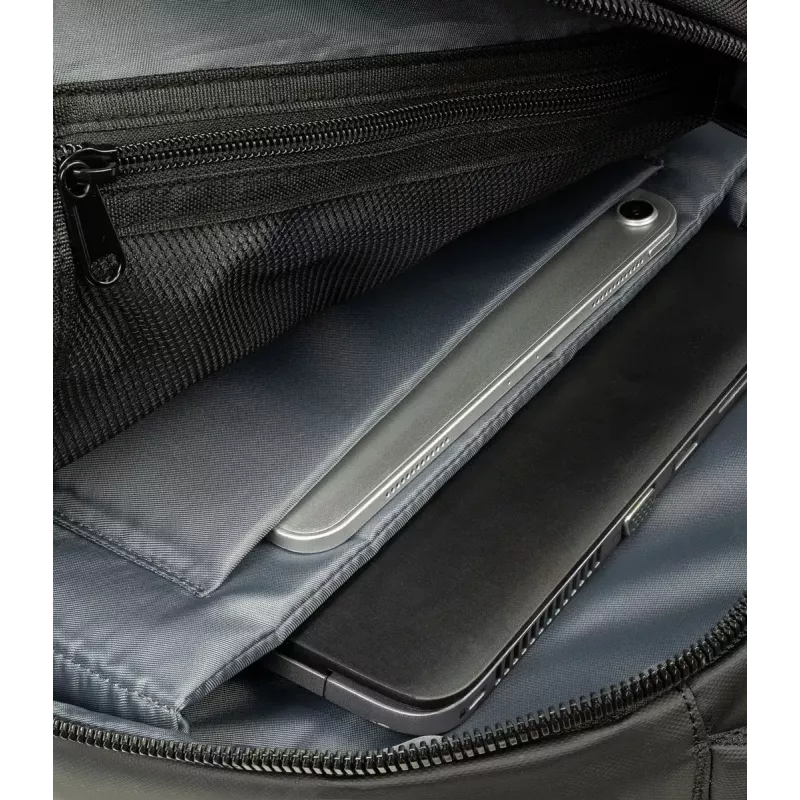 Mochila de ocio Tucano Marte Gravity negra tela