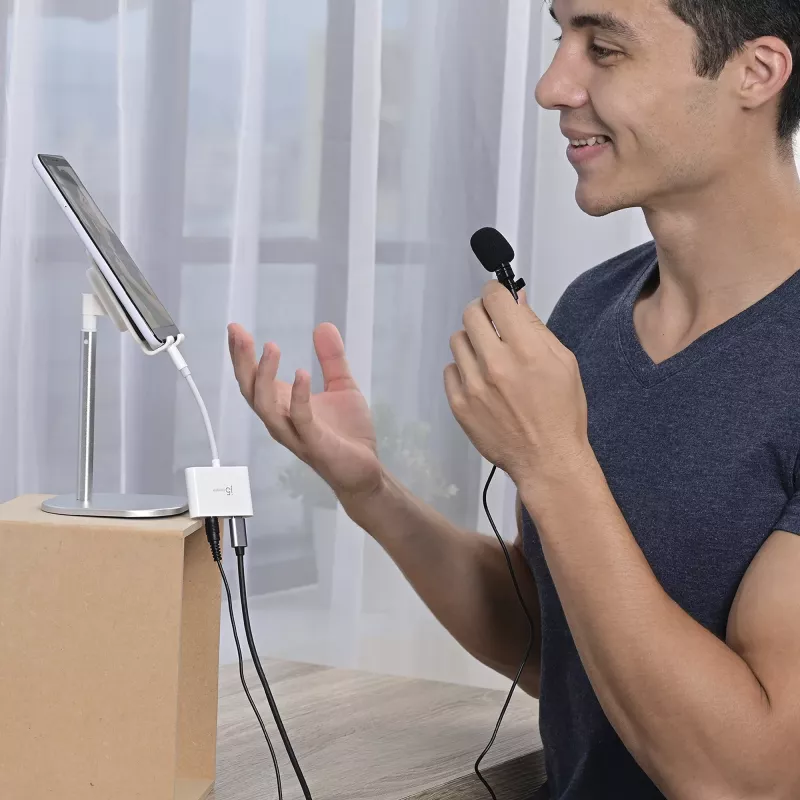 j5create JCA122 Adaptador USB-C® a audio de 3,5 mm con Power Delivery, Negro