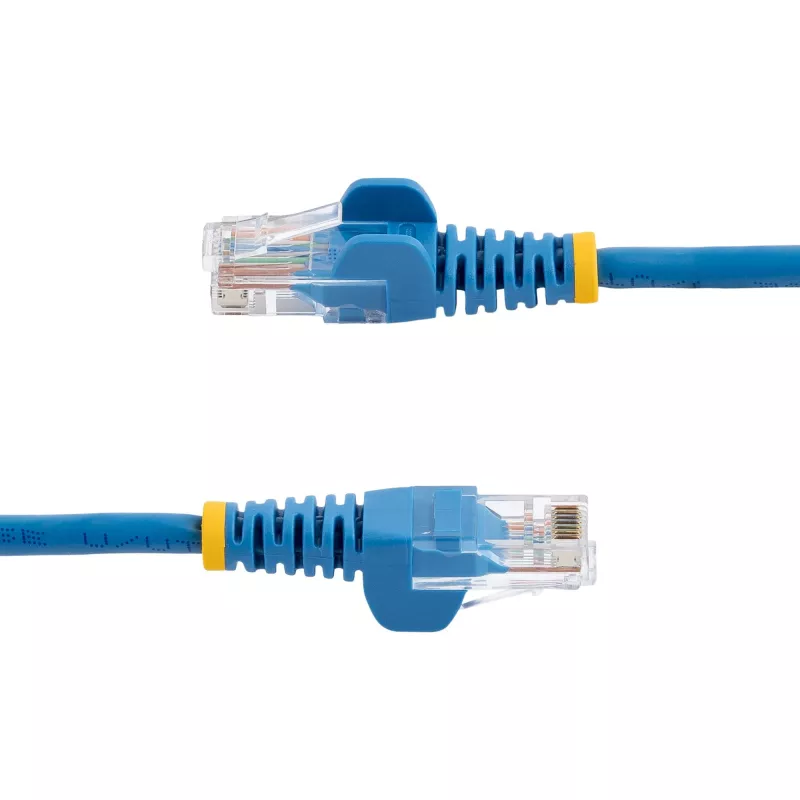 Cable de parcheado Cat5e StarTech.com con conectores RJ45 sin enganches – 2 m, Azul
