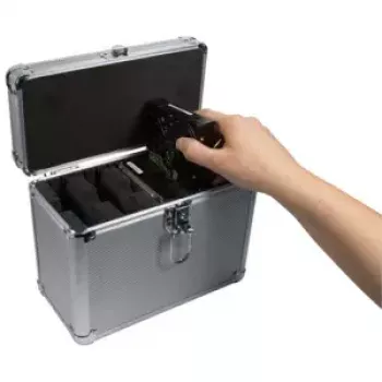Logilink - Carcasa protectora para disco duro - capacidad: 5 discos duros (3.5) (UA0194)