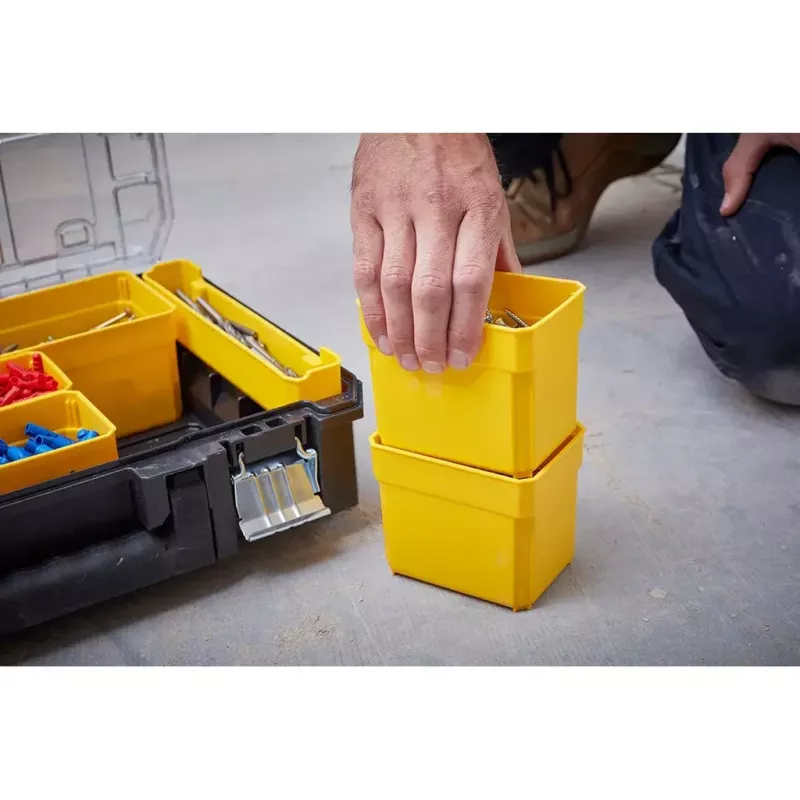 Caja de herramientas STANLEY FMST82967-1, metal y policarbonato, 337×440×119 mm, negro/transparente/amarillo