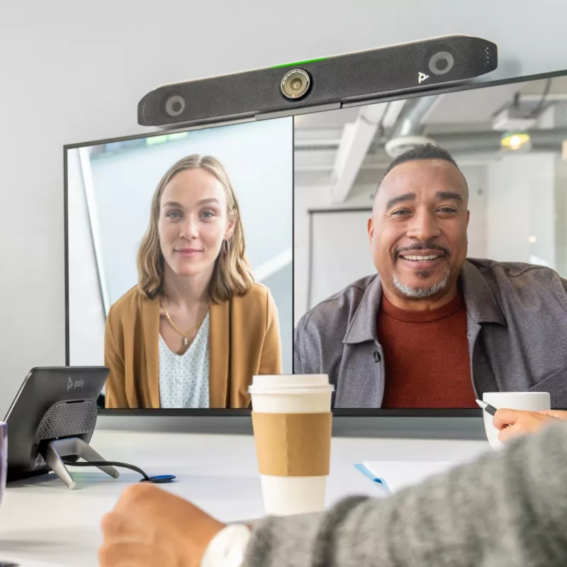 Sistema de videoconferencia en grupo POLY Studio X52 4K Ultra HD 60 fps