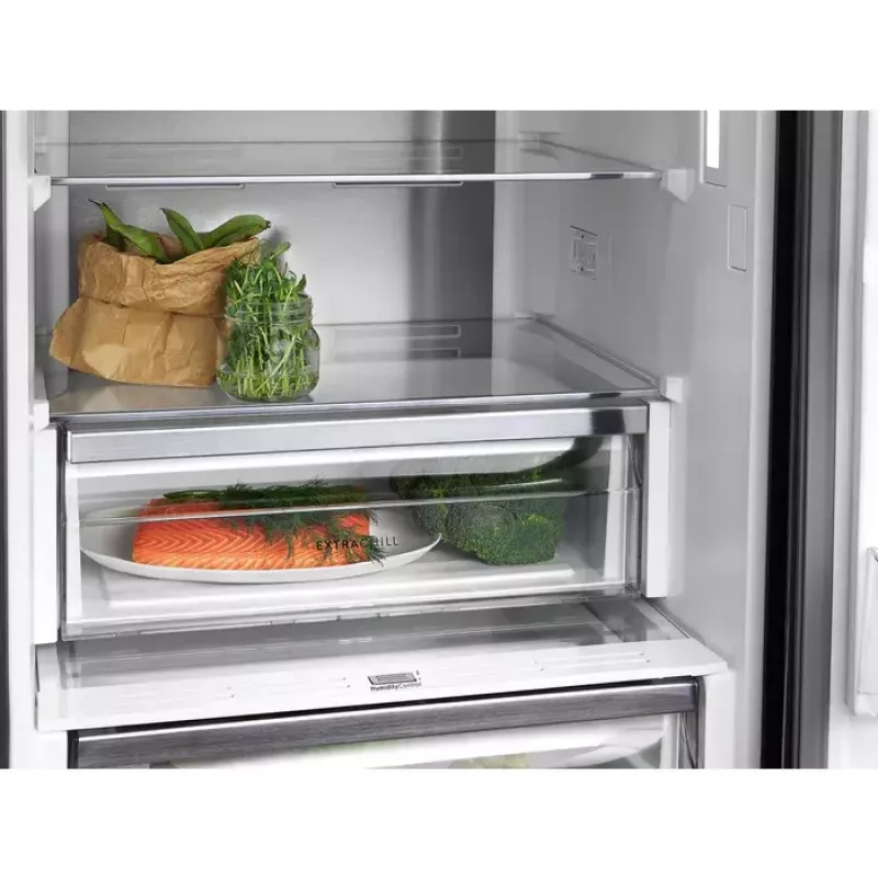 Electrolux LNT7ME36K2 frigorífico congelador, 367 l (frigorífico 266 l, congelador 101 l), congelador inferior, No Frost, clase energética E, negro